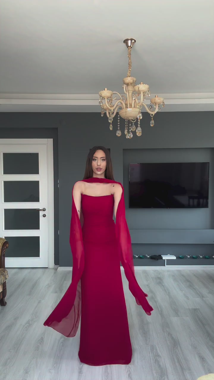 Straplez Drape Detay Fularlı Kırmızı Uzun Abiye